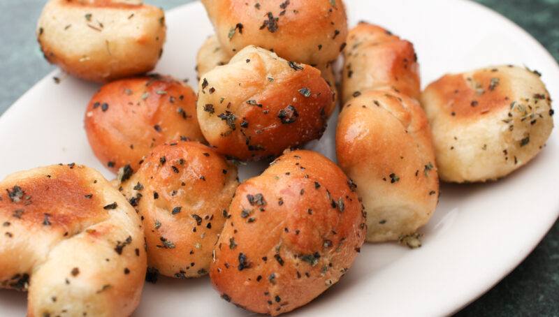 Garlic Cheese Rolls with Video Image